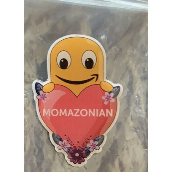 Peccy Employee Mothers Day Momazonian Heart Flowers Pin Collectible NEW - Picture 3 of 3